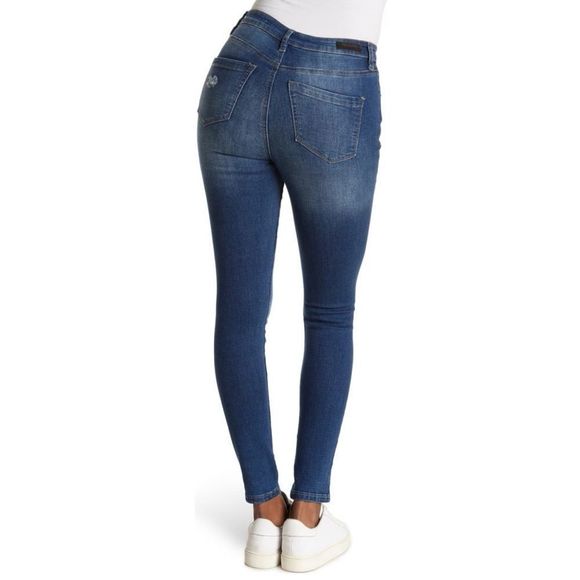 - BLANKNYC Distressed High Rise Skinny Jeans Size:26 Color:Hotel New with … - Picture 2 of 3